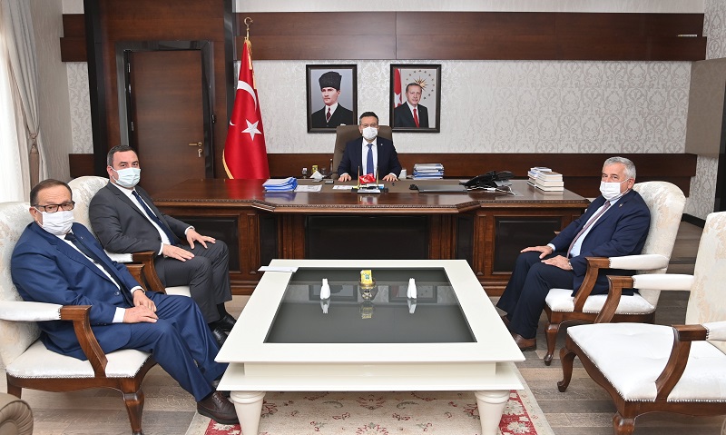 05.01.2022 AYDIN COMMODITY EXCHANGE EXTENDED FAIR INVITATION TO GOVERNOR OF AYDIN, HUSEYIN AKSOY 