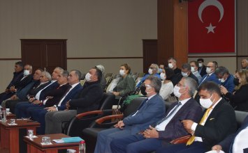 22.11.2021 Aydın Ticaret Borsası Yönetim Kurulu Başkanı Fevzi Çondur, 2021-2022 Üretim Dönemi Aydın İli Tarımsal Kuraklık İl Kriz Merkezi Toplantısı’na Katılım Sağladı 