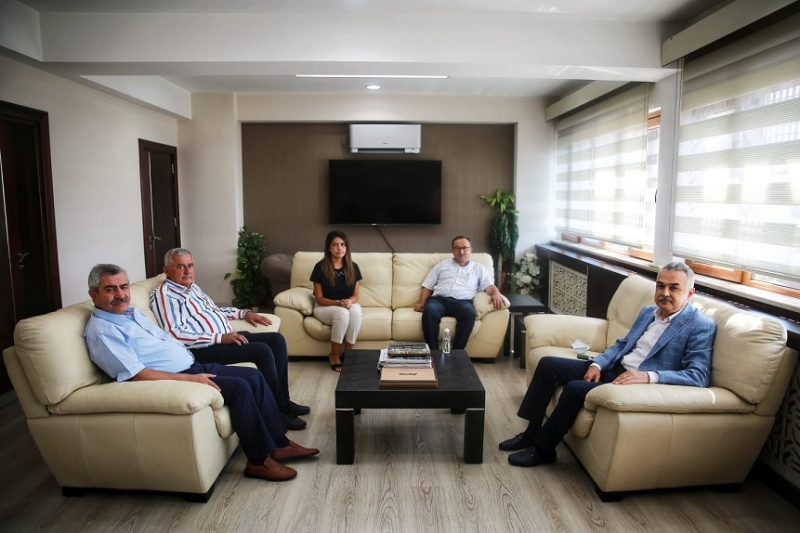 09.09.2021 Aydın Ticaret Borsası Heyeti, Aydın Milletvekili Mustafa Savaş ile Birlikte Aydın Çevre ve Şehircilik İl Müdürü Mehmet Taha Al'ı Ziyaret Etti
