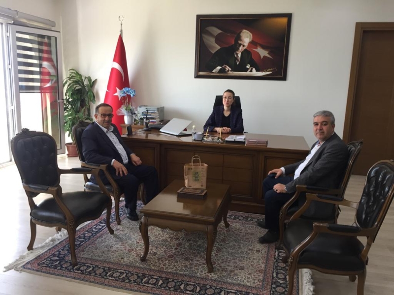 29.04.2022  Cengiz Ulgen, Vice Chairman of Aydın Commodity Exchange and Councillor Adem Türkmen Paid a Visit To The Köşk District-Governorship 