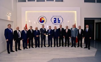 08.11.2022 Aydın Governor Huseyin Aksoy Returned a Visit to Aydın Commodity Exchange         