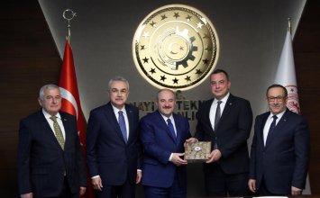 08.12.2022 Aydın Commodity Exchange Management Met with Minister Mr. Varank 