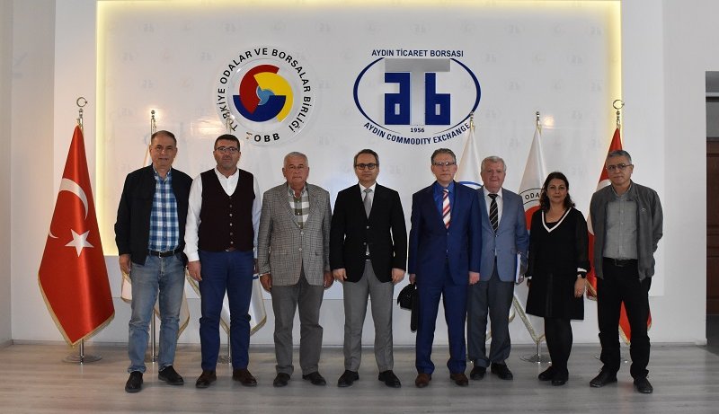 03.05.2023 Aydın Vergi Dairesi Başkanı Serdar Şahin, 7440 Sayılı Yapılandırma Kanunu Hakkında Aydın Ticaret Borsası’nı Bilgilendirdi