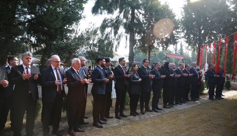 18.03.2024 Aydın Ticaret Borsası Meclis Başkanı A.Bahri Erdel, 18 Mart Çanakkale Zaferi ve Şehitleri Anma Töreni’ne Katılım Sağladı