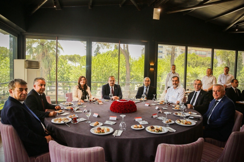 05.06.2025 Aydın Ticaret Borsası Meclis Başkanı A.Bahri Erdel,  Kurban Bayramı Bayramlaşma  Programı'na Katılım Sağladı 