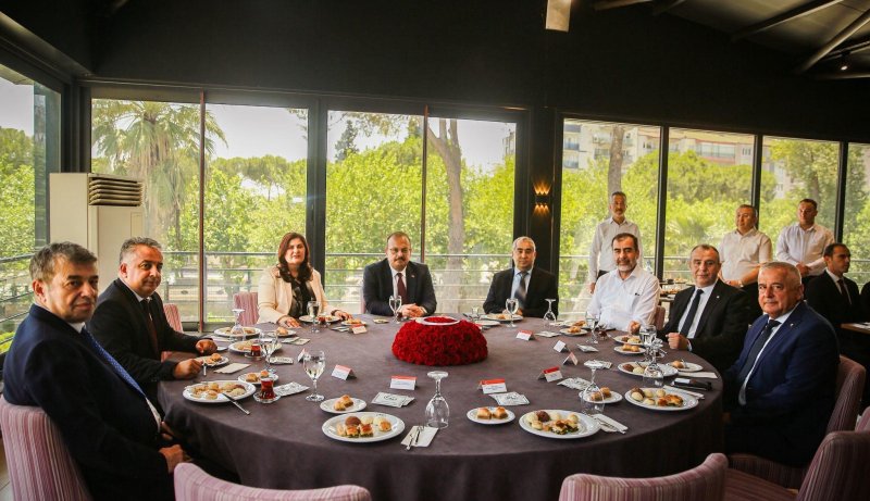05.06.2025 Aydın Ticaret Borsası Meclis Başkanı A.Bahri Erdel,  Kurban Bayramı Bayramlaşma  Programı'na Katılım Sağladı 