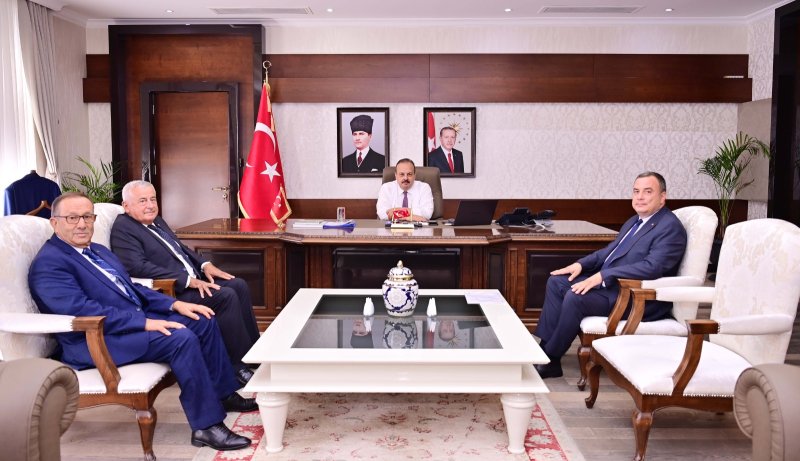 06.08.2025 Aydın Ticaret Borsası’ndan Vali Canbolat’a 2025 /2026 Sezonu Kuru İncir İlk Alım Töreni Daveti