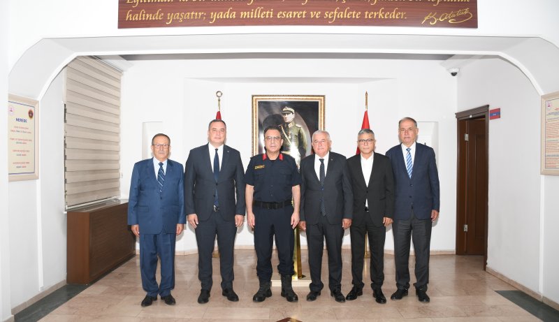 10.09.2025 Aydın Ticaret Borsası’ndan Aydın İl Jandarma Komutanlığı'na atanan Tuğgeneral Necip Çarıkcıoğlu'na Hayırlı Olsun Ziyareti
