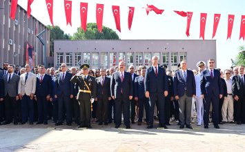 30.08.2025 Aydın Ticaret Borsası Meclis Başkanı A.Bahri Erdel, 30 Ağustos Zafer Bayramı Töreni'ne Katılım Sağladı