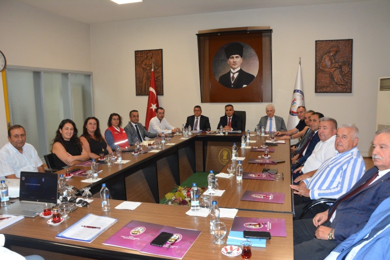 15.09.2026 Aydın Ticaret Borsası Meclis Başkanı A. Bahri Erdel, Koruma Kurulu Toplantısına Katıldı