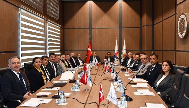 20.10.2026 Zeytin ve Zeytinyağı Sektörünün Durumu Ve Stratejileri Masaya Yatırıldı