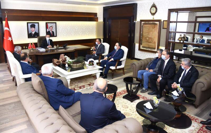 23.06.2020 AYDIN TİCARET BORSASI ÇALIŞMALARI HAKKINDA VALİ AKSOY’U BİLGİLENDİRDİ