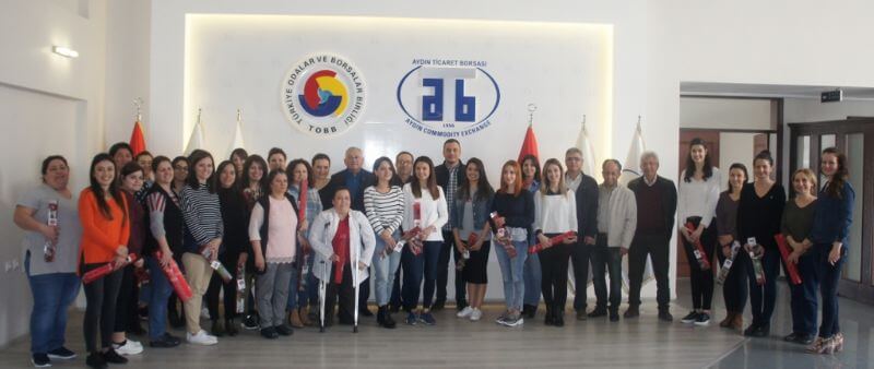 08.03.19Borsa Personelinin 8 Mart Dünya Emekçi Kadınlar Gününü kutladılar.